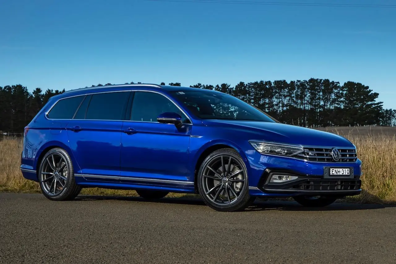 Volkswagen Passat Passat 1.5 e-TSI R Line DSG 3