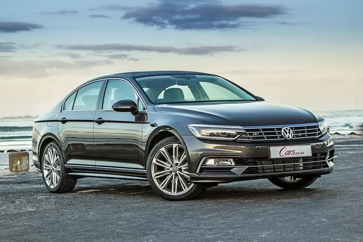 Volkswagen Passat Passat 2.0 TSI SCR BMT 4Motion R Line DSG 3