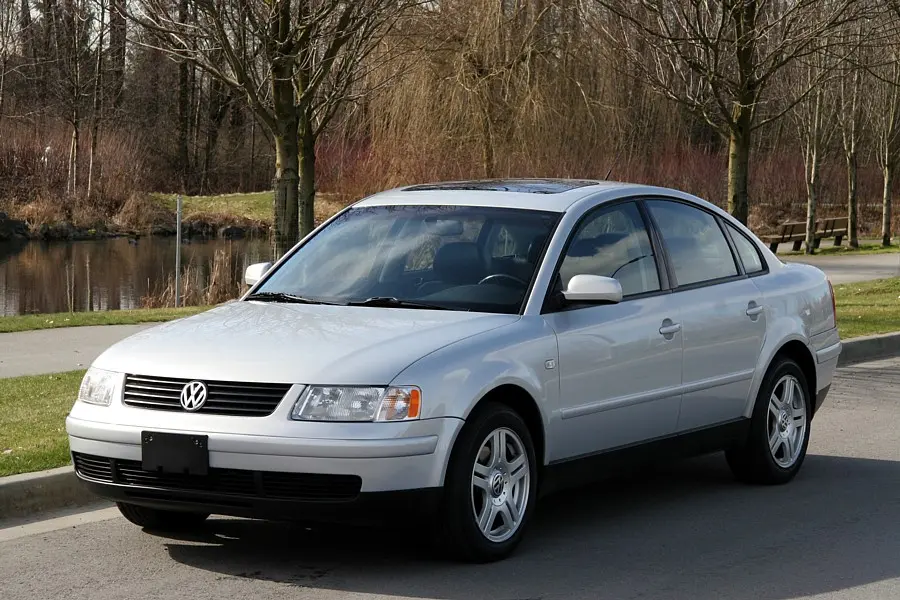 Volkswagen Passat Passat 2.3 V5 4Motion Highline 3