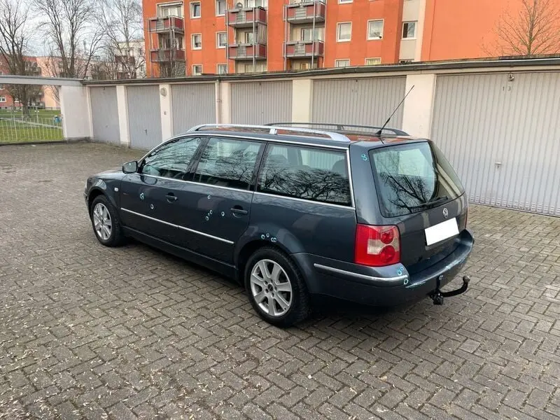 Volkswagen Passat Passat 2.3 V5 Highline Tiptronic 3