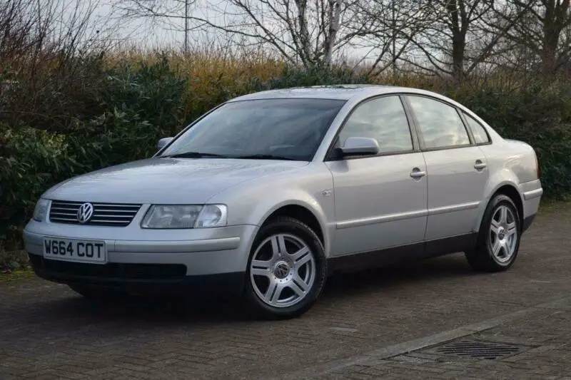 Volkswagen Passat Passat 2.8 V6 4Motion Tiptronic 5