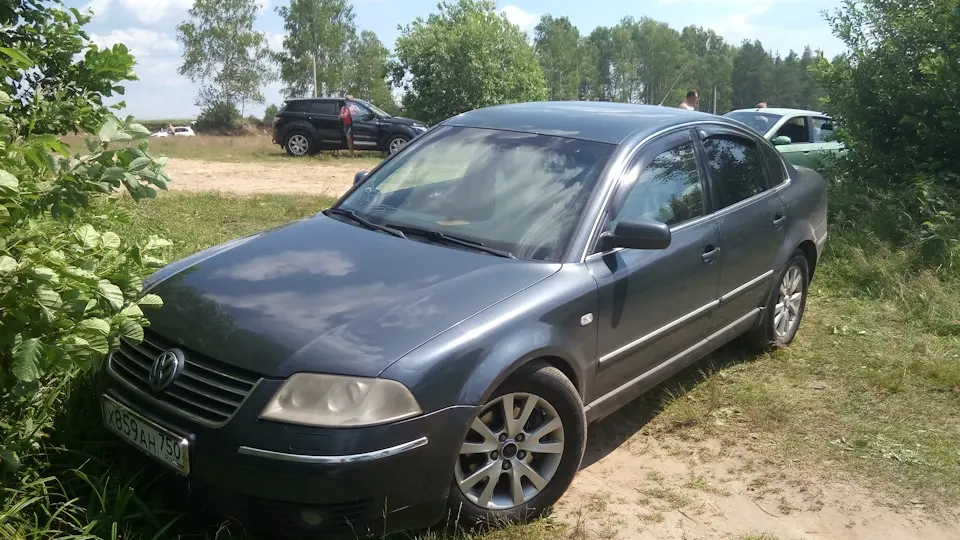 Volkswagen Passat Passat 2.8 V6 4Motion 7