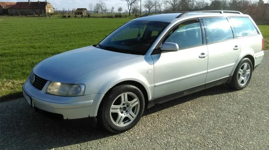 Volkswagen Passat Passat 2.8 V6 4Motion Highline 3