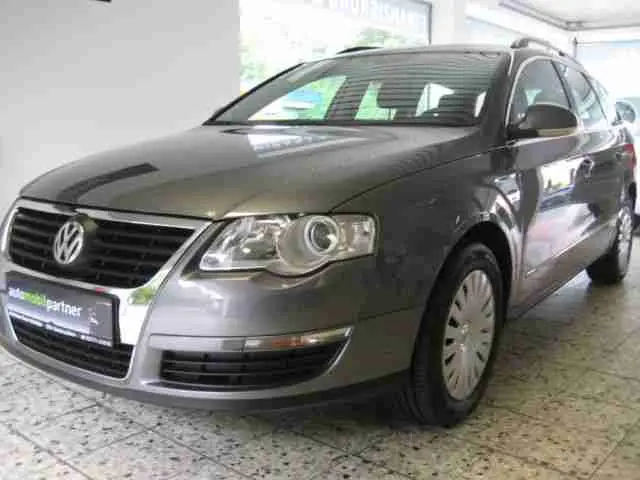 Volkswagen Passat Variant Passat Variant 1.6 FSI Exclusive 3
