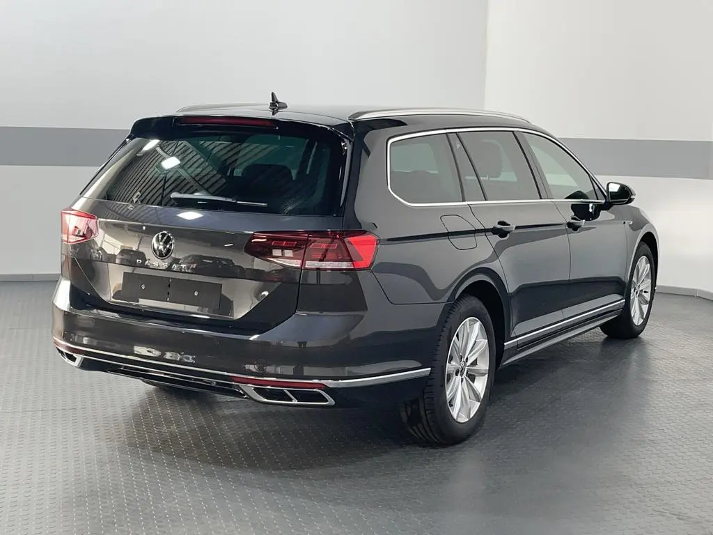 Volkswagen Passat Variant Passat Variant 1.6 TDI BMT Business DSG 3