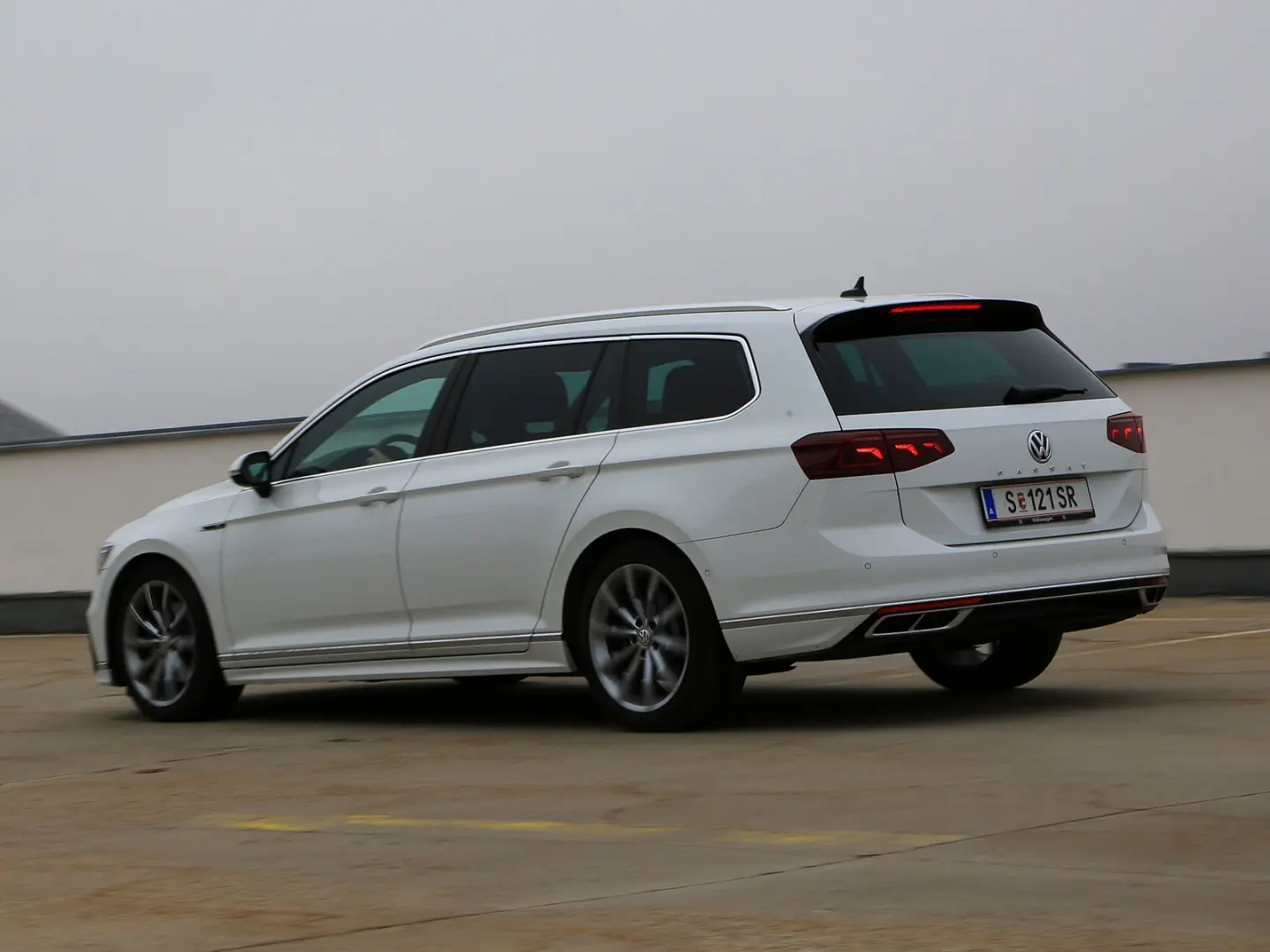 Volkswagen Passat Variant Passat Variant 1.6 TDI BMT Elegance DSG 7