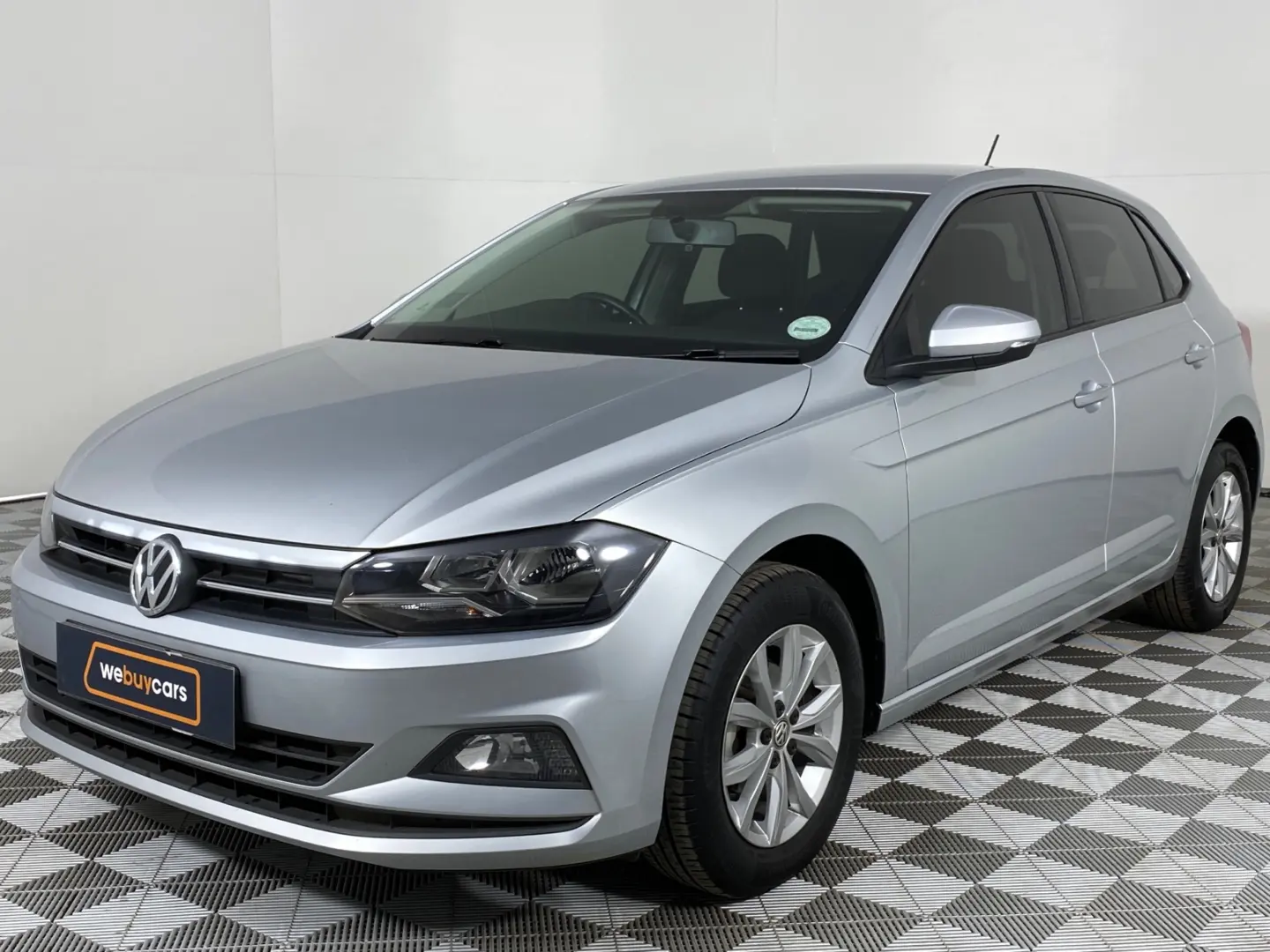 Volkswagen Polo Polo 1.0 Comfortline 5