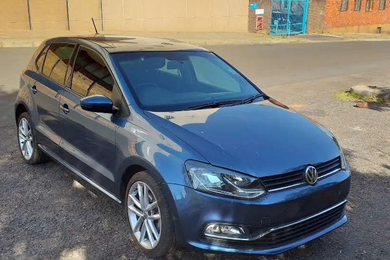 Volkswagen Polo Polo 1.0 TSI Comfortline 4