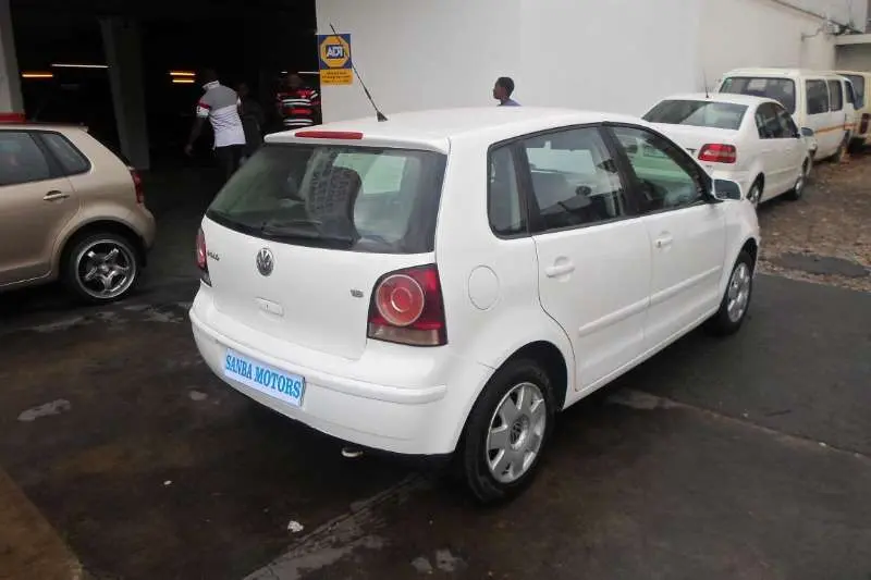 Volkswagen Polo Polo 1.4 Comfortline 5