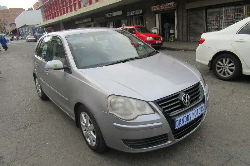 Volkswagen Polo Polo 1.4 Comfortline 6