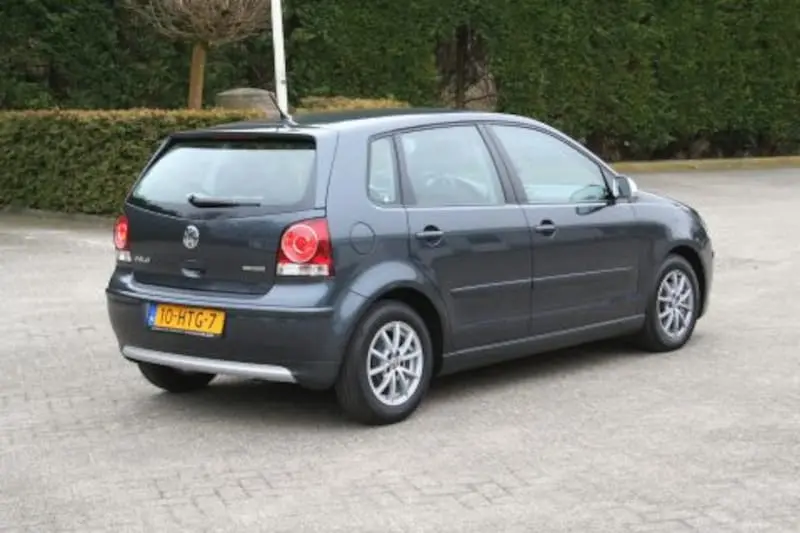 Volkswagen Polo Polo 1.4 Comfortline 5