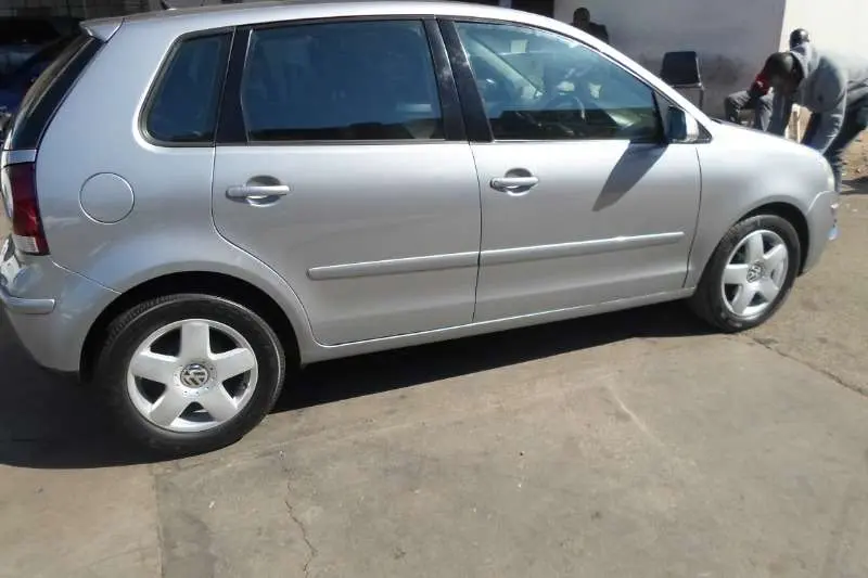 Volkswagen Polo Polo 1.4 Trendline 5