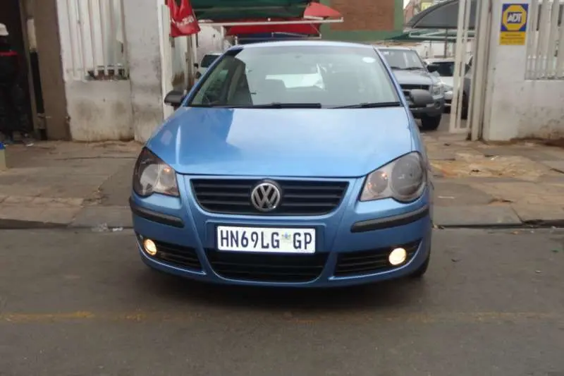 Volkswagen Polo Polo 1.6 16V Comfortline 4