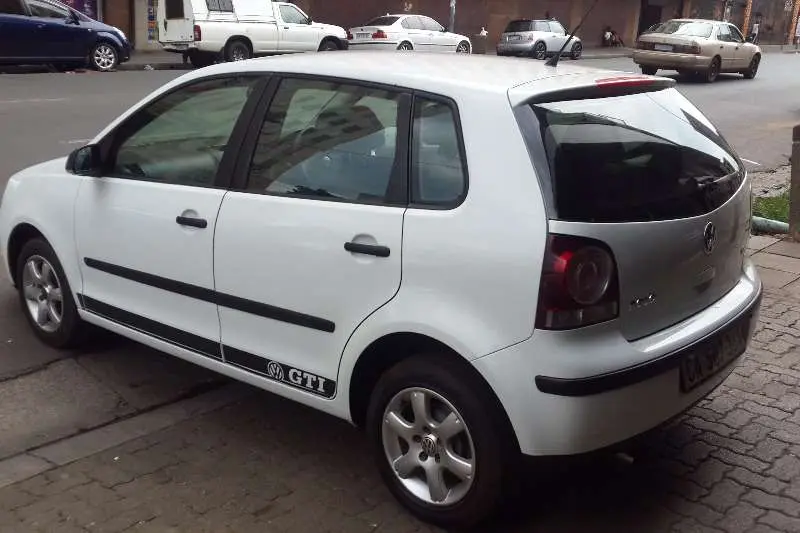 Volkswagen Polo Polo 1.6 TDI Comfortline 2