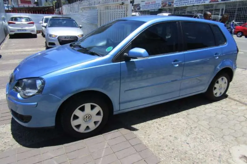 Volkswagen Polo Polo 1.6 TDI Comfortline 4