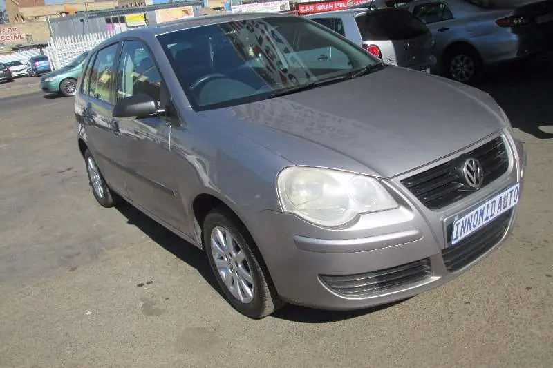 Volkswagen Polo Polo 1.6 TDI Comfortline 4