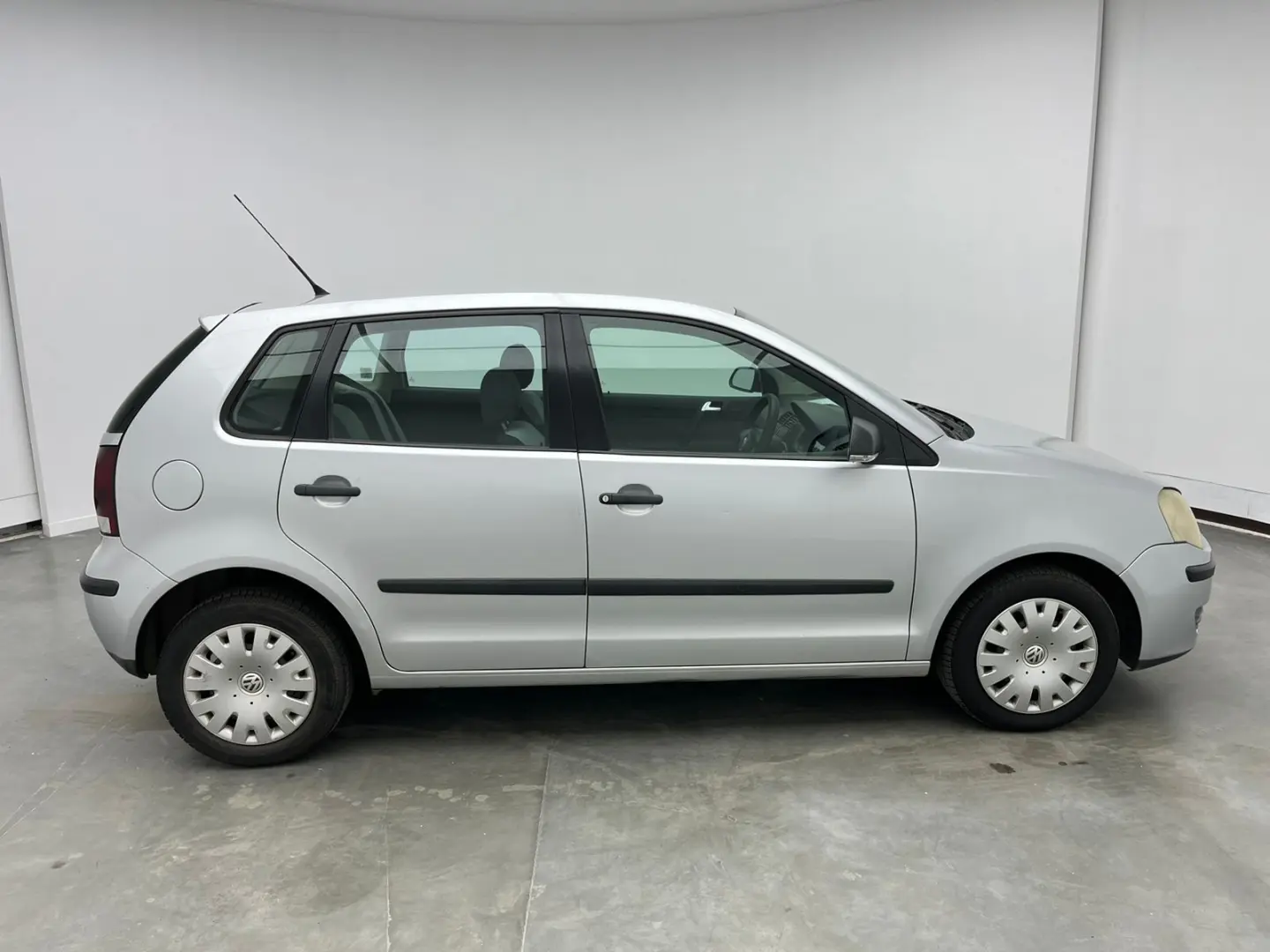 Volkswagen Polo Polo 1.6 TDI Trendline DSG 4