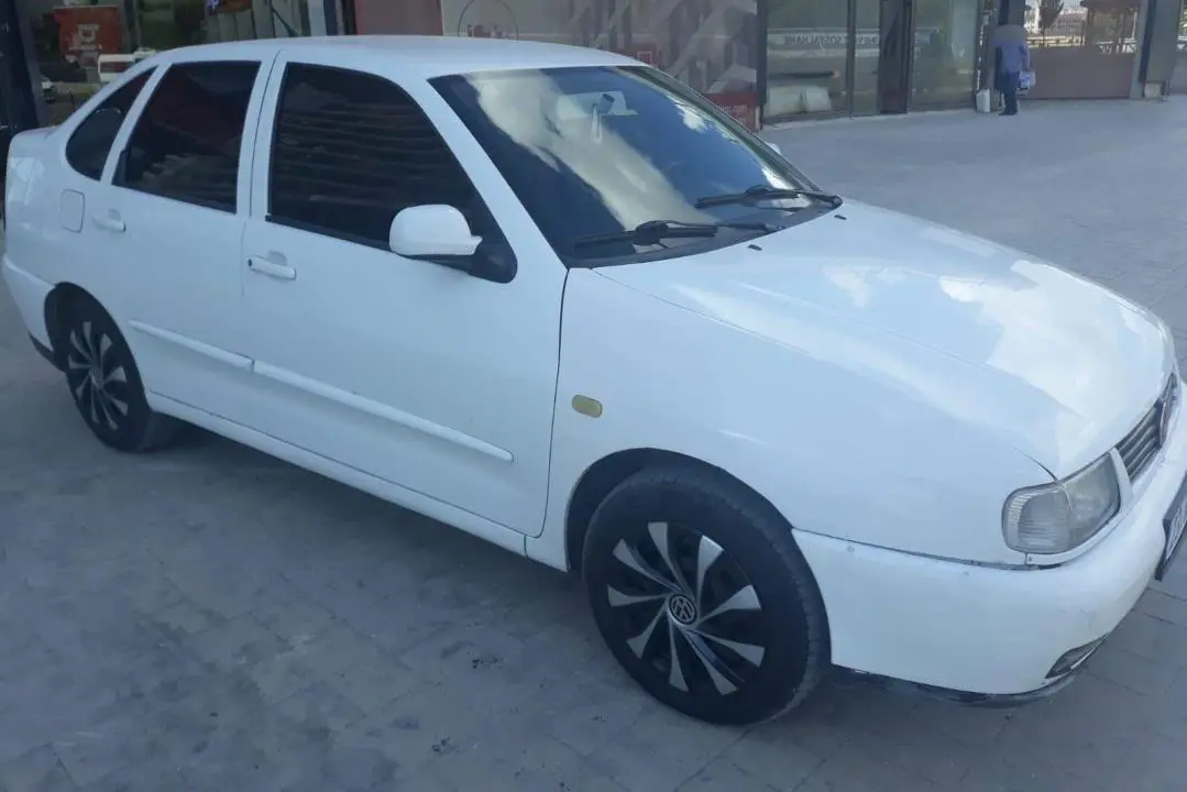 Volkswagen Polo Polo 1.9 TDI 5