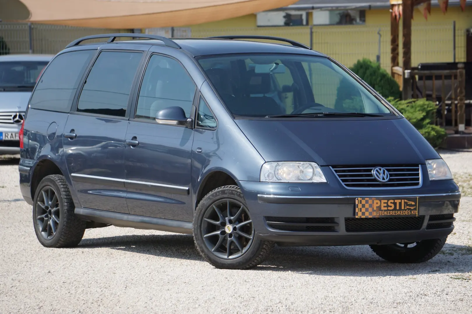 Volkswagen Sharan Sharan 1.8 T Comfortline 5