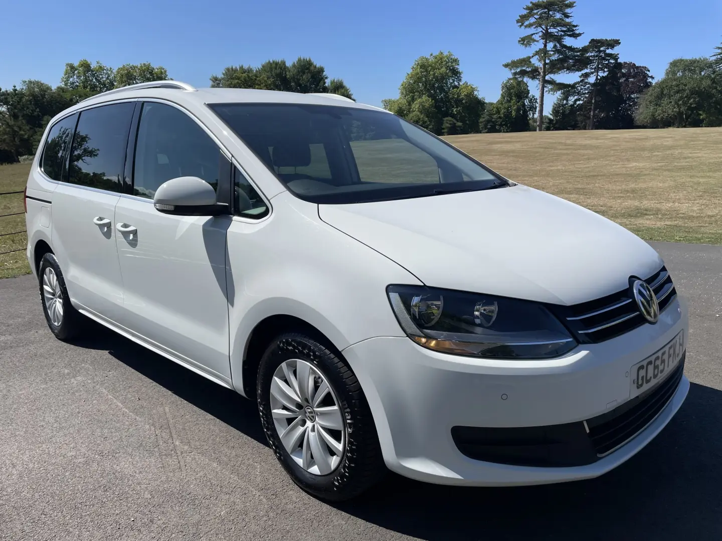 Volkswagen Sharan Sharan 2.0 TDI Basic DSG 0