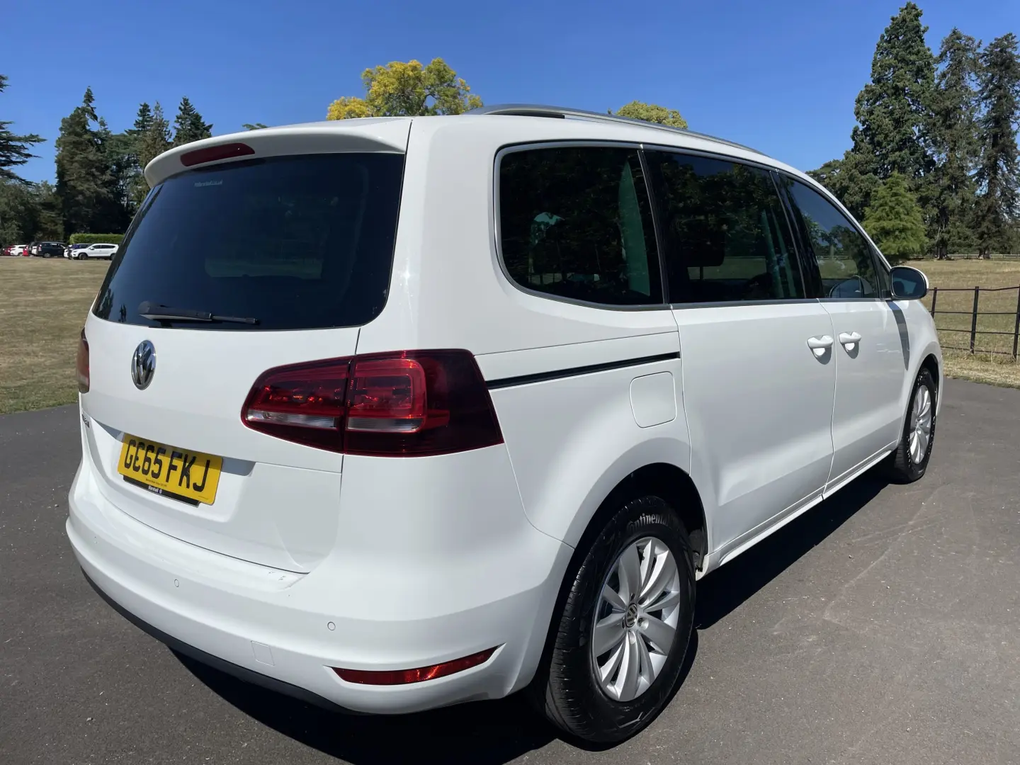 Volkswagen Sharan Sharan 2.0 TDI Basic DSG 1