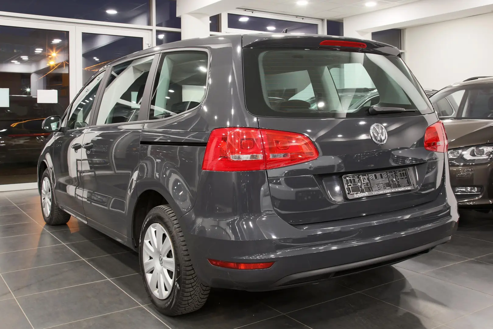 Volkswagen Sharan Sharan 2.0 TDI Basic DSG 4