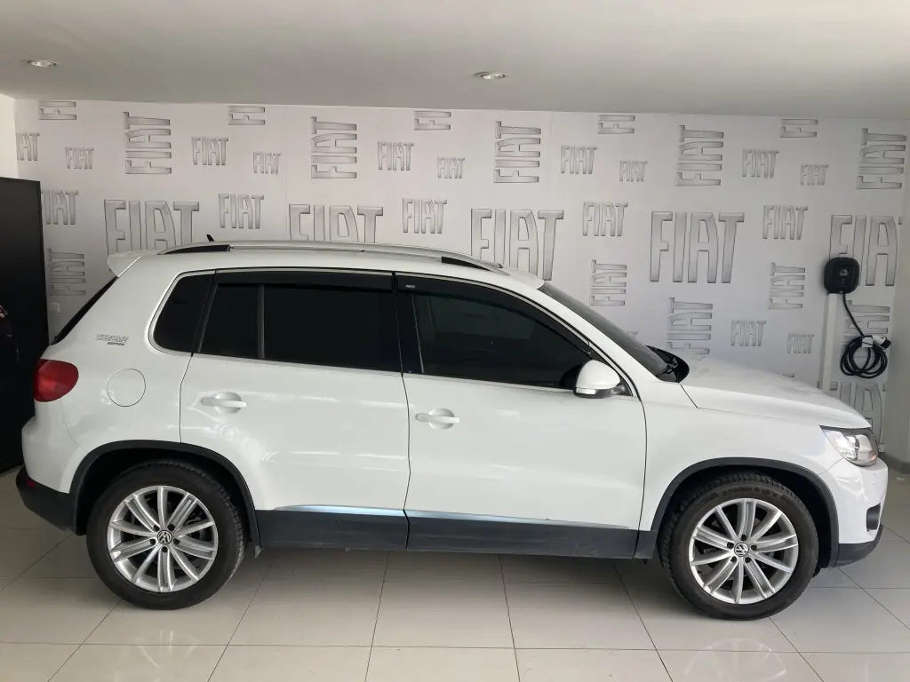 Volkswagen Tiguan Tiguan 1.4 TSI BMT Chrome Edition DSG 2