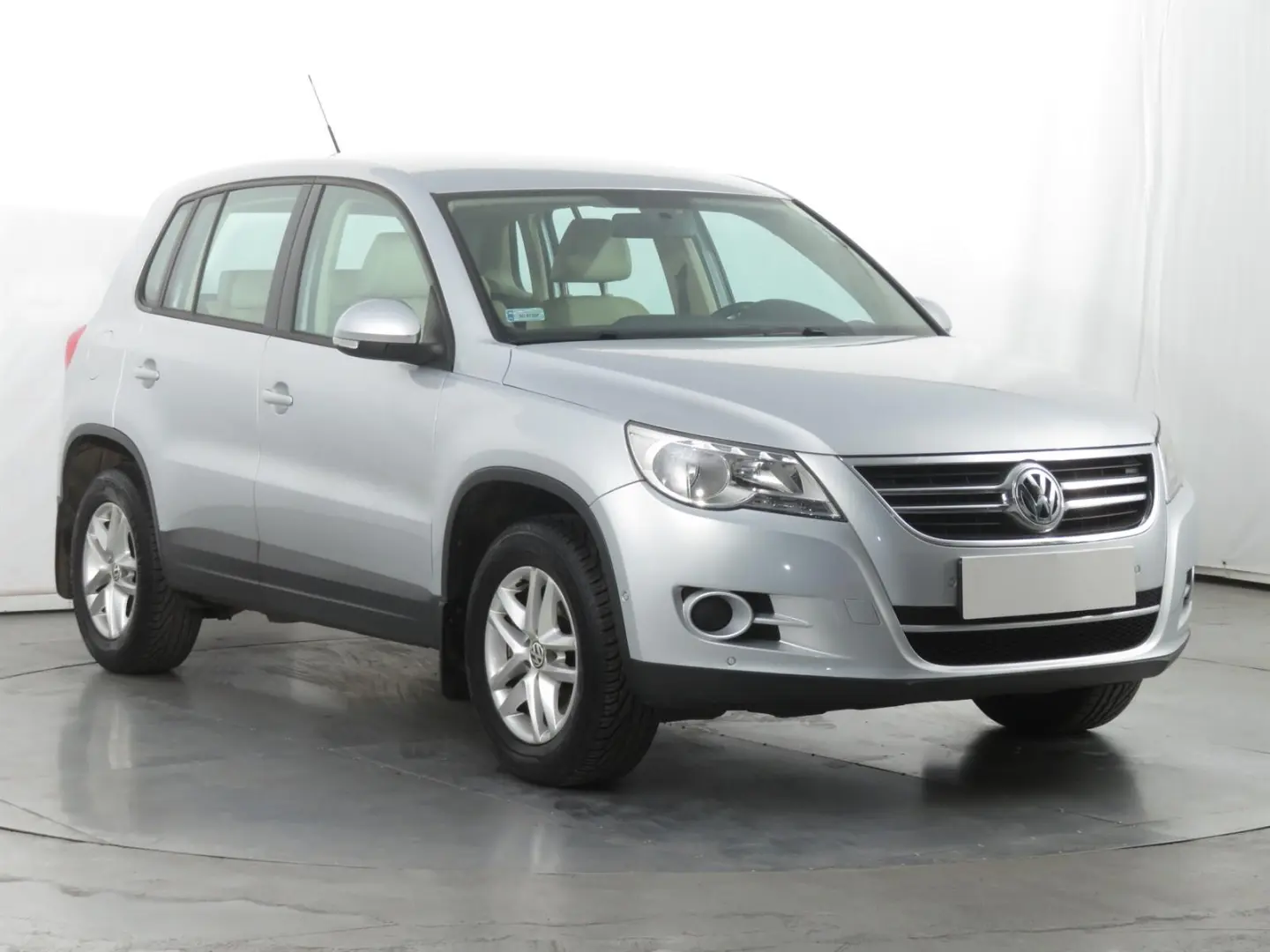 Volkswagen Tiguan Tiguan 1.4 TSI BMT White Night 7