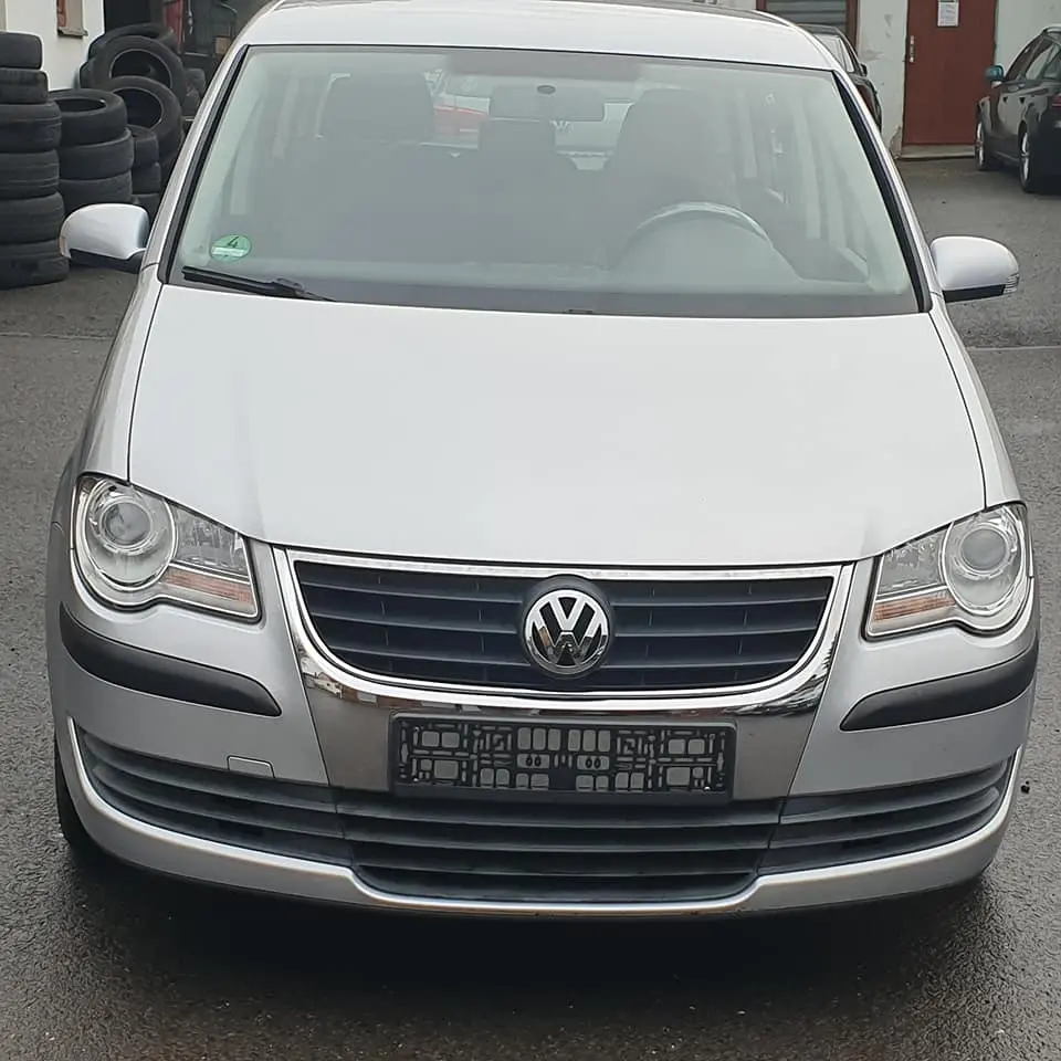Volkswagen Touran Touran 1.4 TSI Conceptline 2