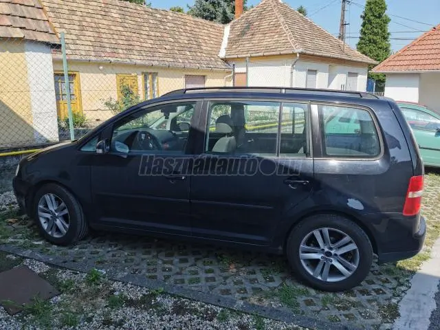 Volkswagen Touran Touran 1.4 TSI Conceptline 4