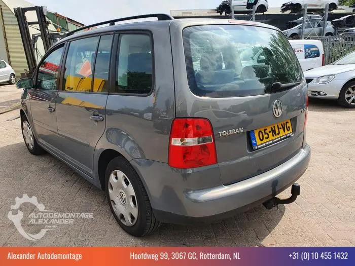 Volkswagen Touran Touran 1.6 FSI Comfortline 3