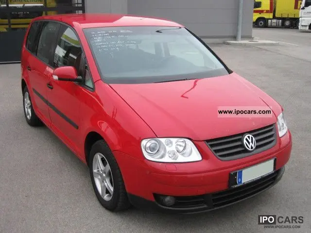 Volkswagen Touran Touran 1.6 FSI Comfortline 5