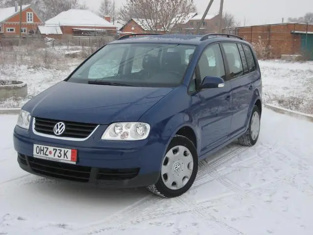 Volkswagen Touran Touran 1.6 FSI Conceptline 7