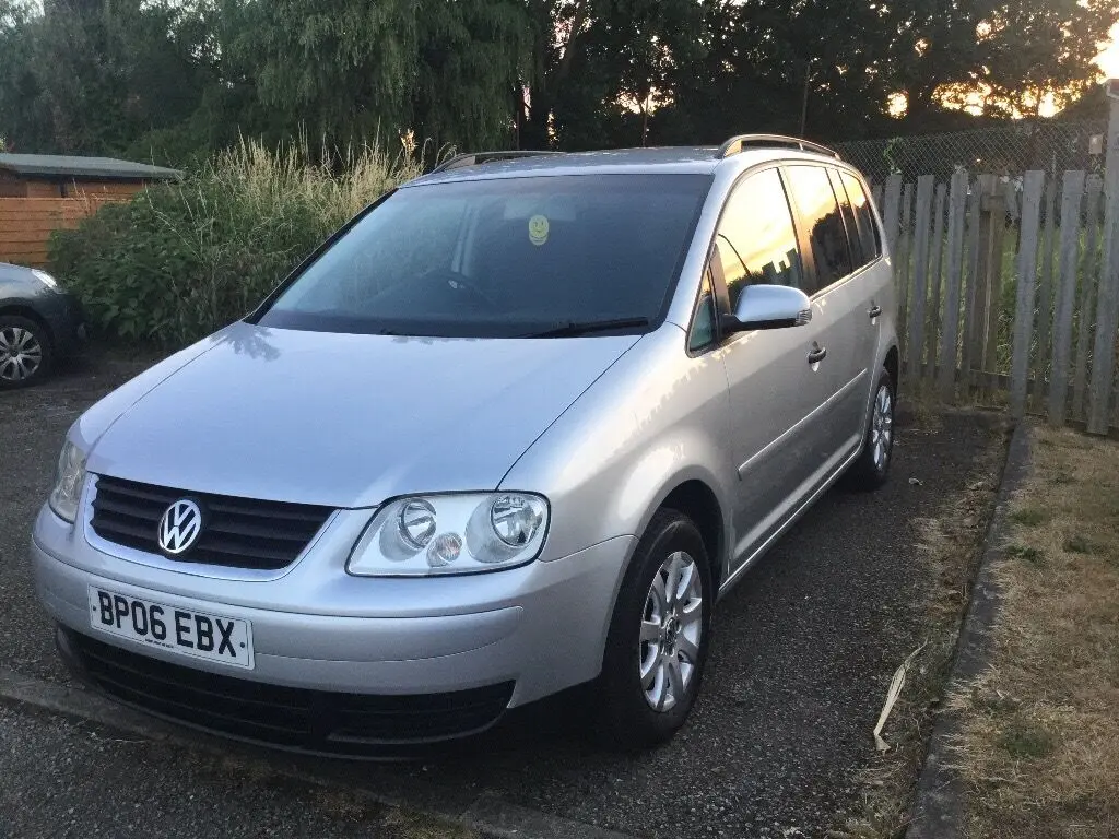 Volkswagen Touran Touran 1.6 FSI Goal 2