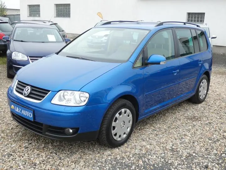 Volkswagen Touran Touran 1.6 FSI Highline 1