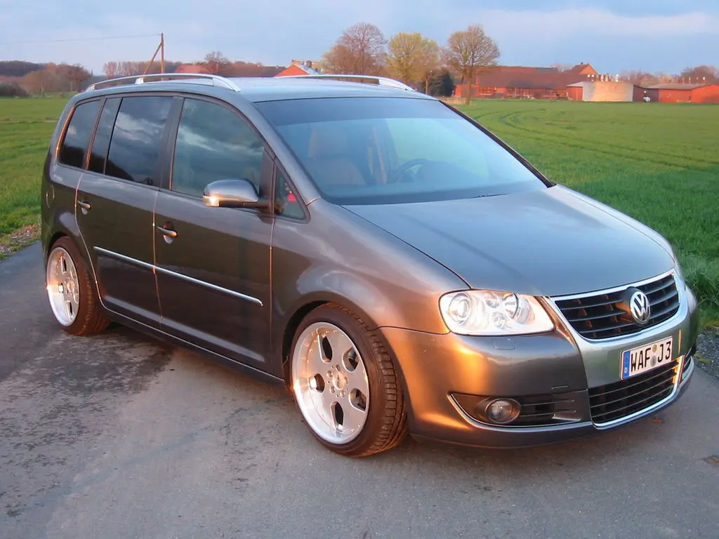 Volkswagen Touran Touran 2.0 FSI Highline 3
