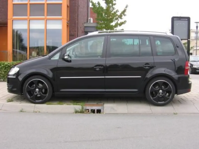 Volkswagen Touran Touran 2.0 TDI Highline 5
