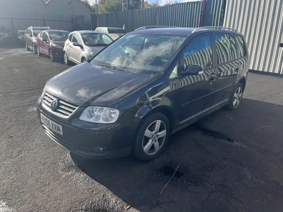 Volkswagen Touran Touran 2.0 TDI Highline DSG 4