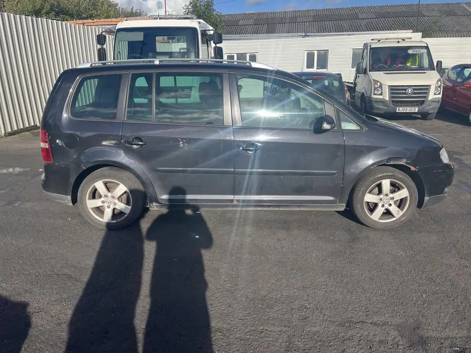 Volkswagen Touran Touran 2.0 TDI Highline DSG 6