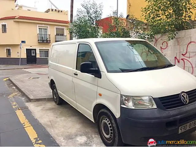 Volkswagen Transporter Transporter 1.9 TDI LWB 2