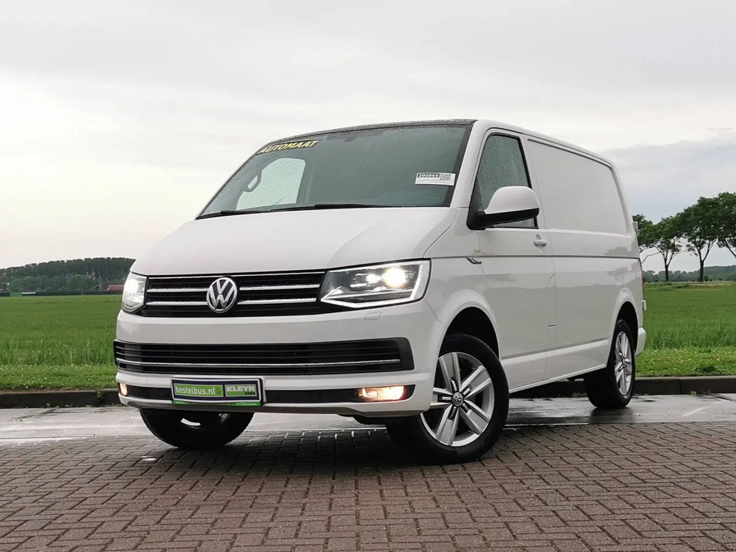 Volkswagen Transporter Transporter 2.0 TDI LWB 7
