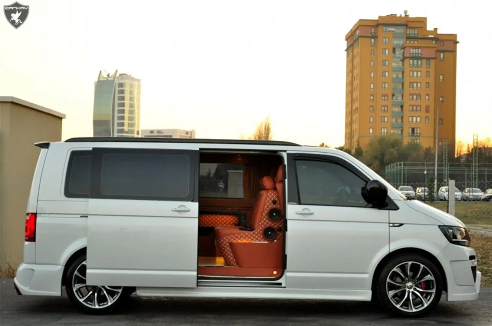 Volkswagen Transporter Transporter 2.0 TDI Uzun Şasi 0