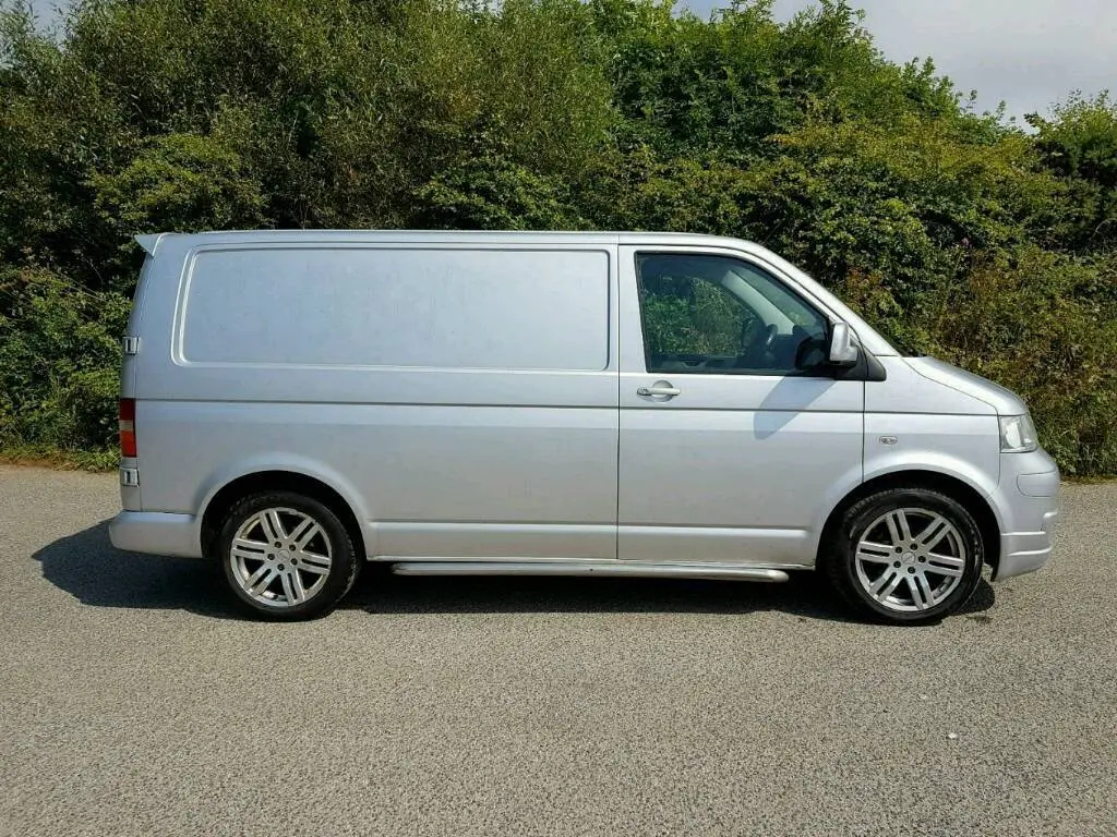 Volkswagen Transporter Transporter Sportline 2.5 TDI 2