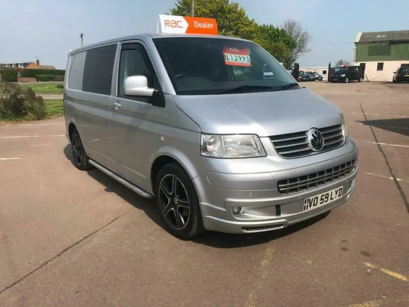 Volkswagen Transporter Transporter Sportline 2.5 TDI LWB 7