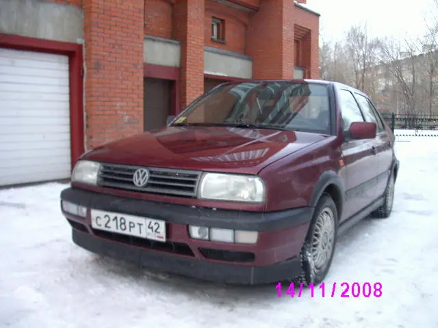 Volkswagen Vento Vento 1.6 GL 5