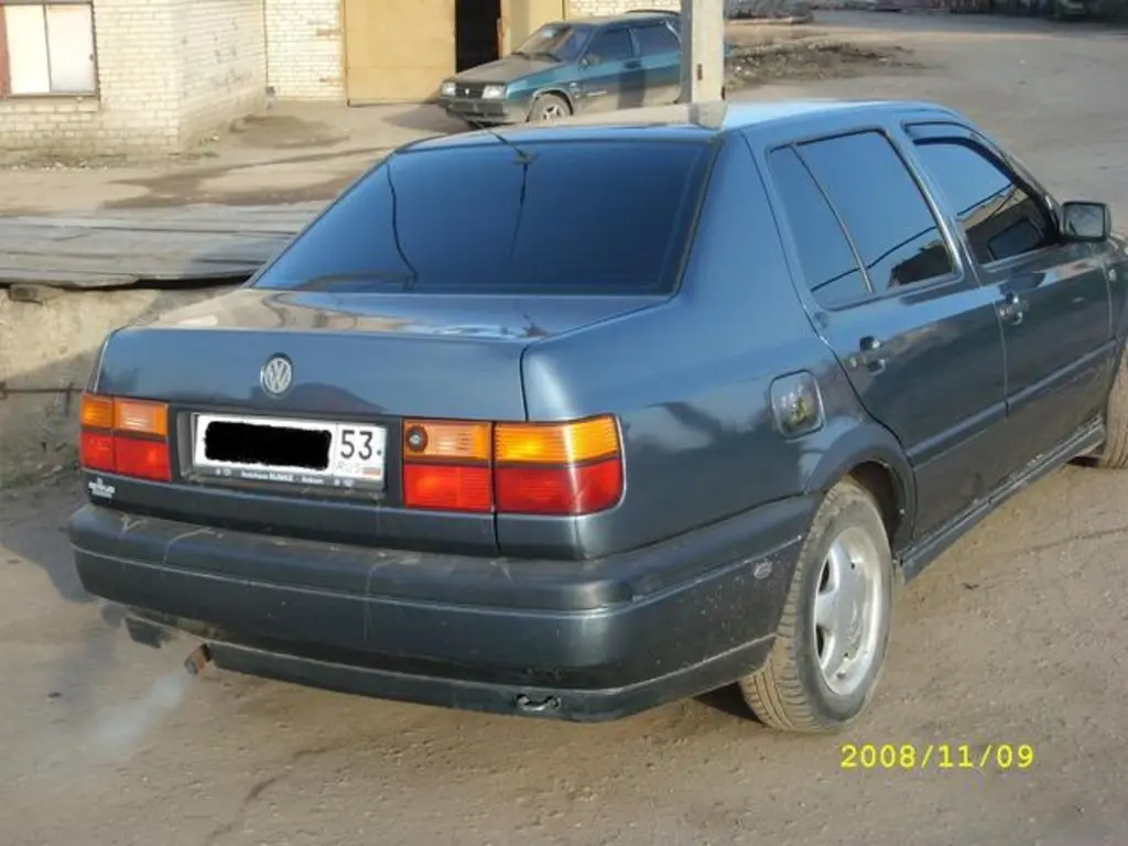 Volkswagen Vento Vento 1.6 CL 6