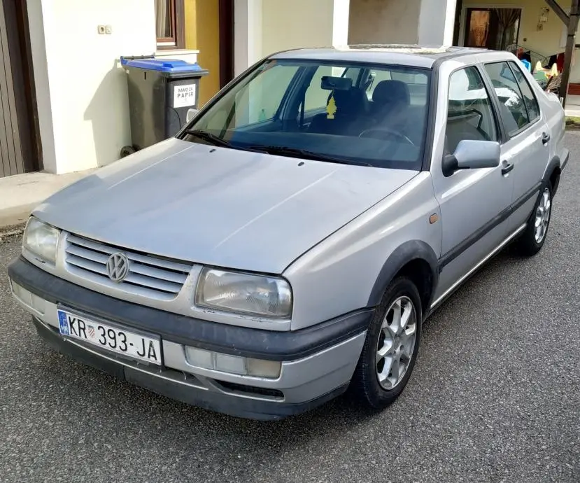 Volkswagen Vento Vento 1.6 CL 6