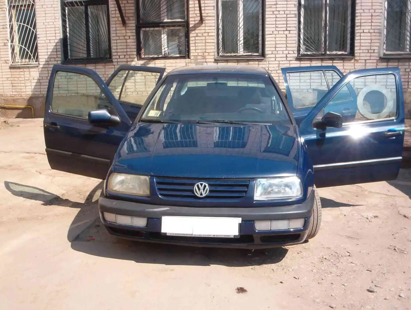 Volkswagen Vento Vento 1.6 GL Executive 1