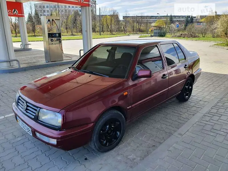 Volkswagen Vento Vento 1.6 GL Executive 2