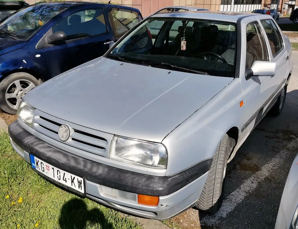 Volkswagen Vento Vento 1.6 GL 7